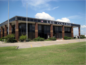 Lee College